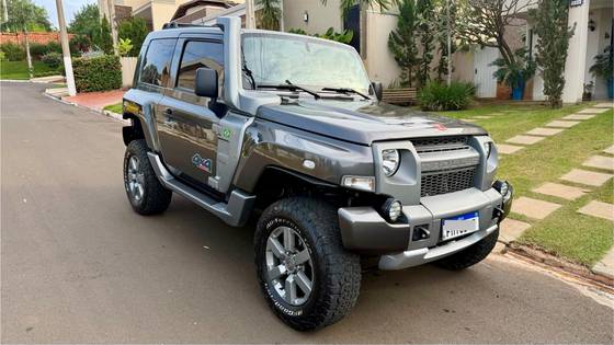 TROLLER T4 3.2 TGV 4X4 20V TURBO INTERCOOLER DIESEL 2P MANUAL TROLLER T4 3.2 TGV 4X4 20V TURBO INTERCOOLER DIESEL 2P MANUAL